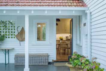 1140 Coast Road, Karitane