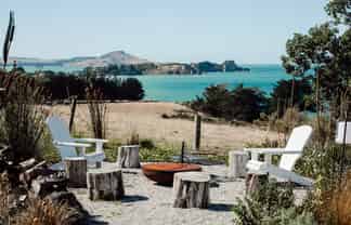 1140 Coast Road, Karitane