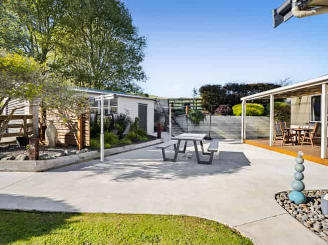 14 Hu Road, Rawhitiroa