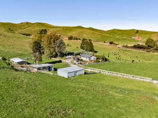 14 Hu Road, Rawhitiroa