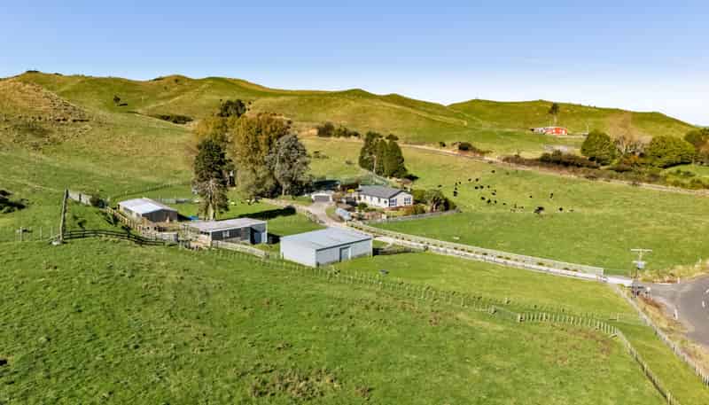14 Hu Road, Rawhitiroa