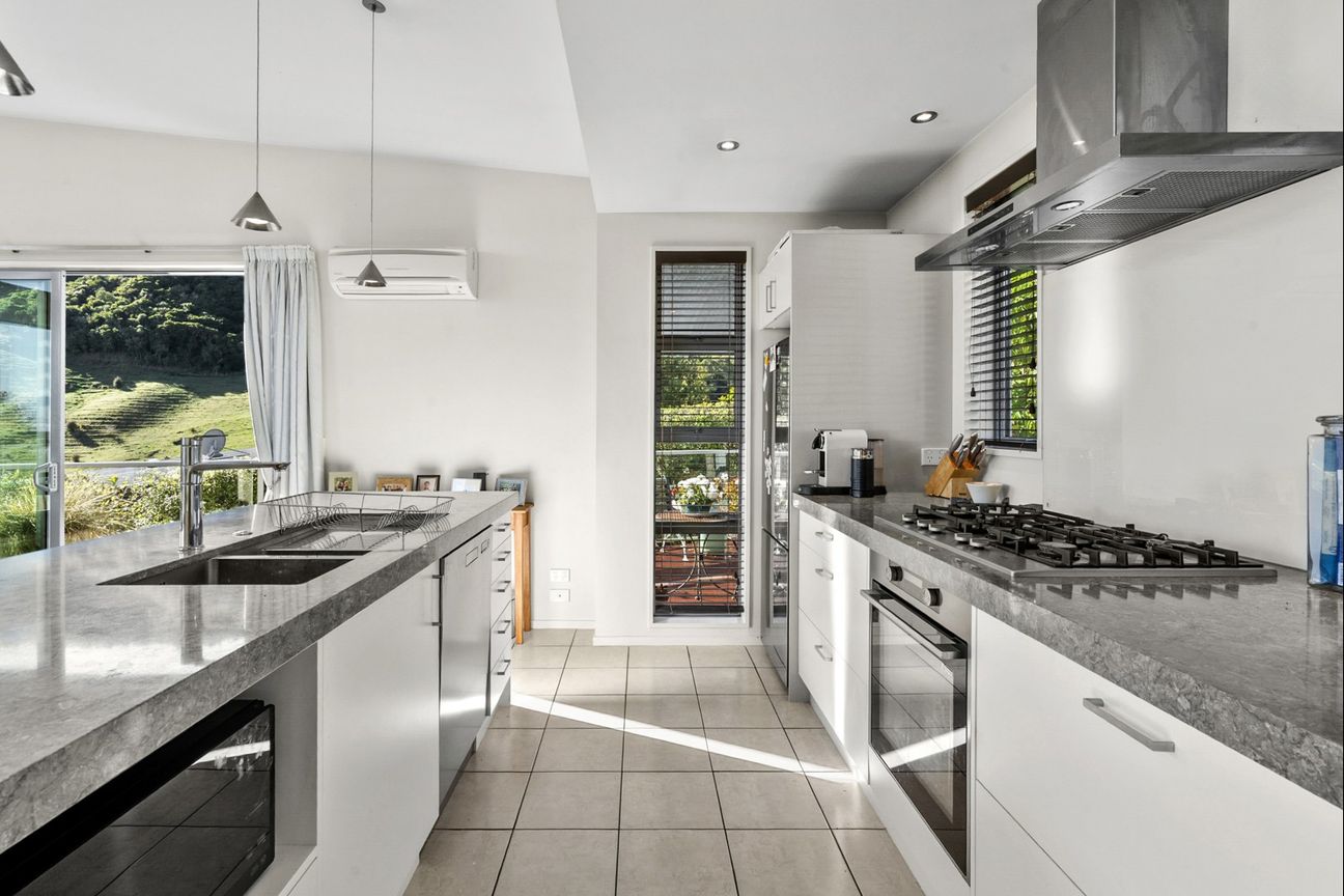 Modern, warm, and stylish with timeless appeal - Widok 6