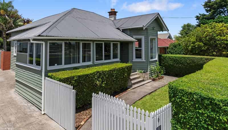 6 Manatu Street, Mount Eden