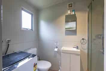 102 Glews Road, Cust