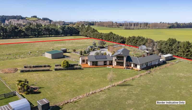 102 Glews Road, Cust