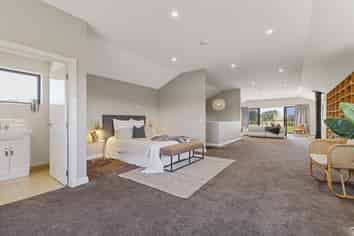 102 Glews Road, Cust
