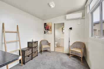 102 Glews Road, Cust