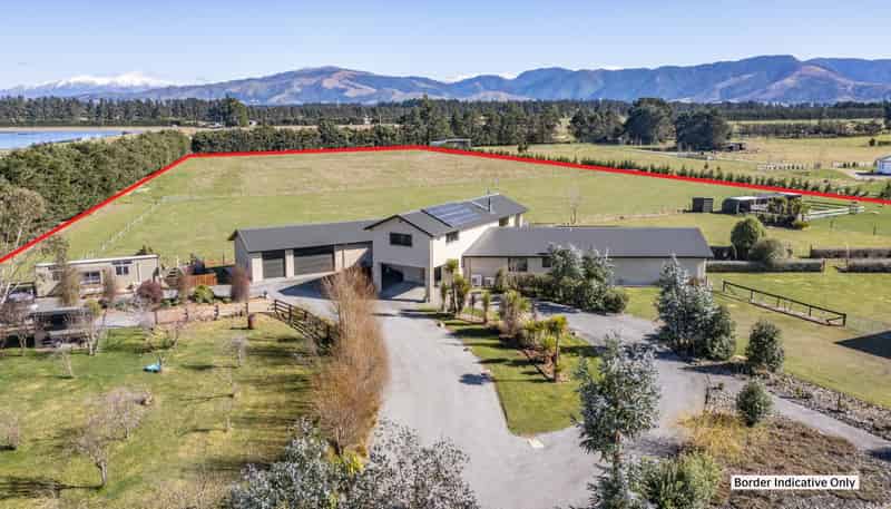 102 Glews Road, Cust