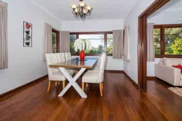 13 Buckley Road, Epsom