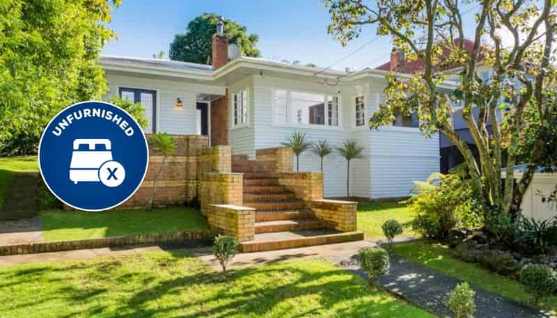 13 Buckley Road, Epsom