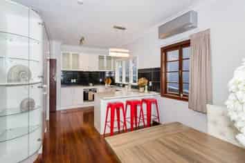 13 Buckley Road, Epsom