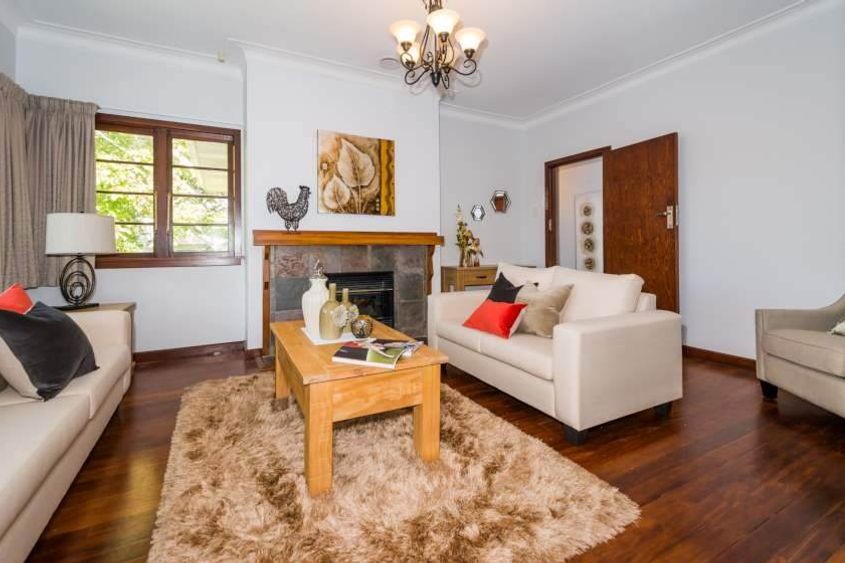 Charming 3 bedroom family home in fantastic lo... – pohled 2