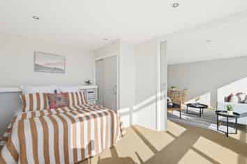 2B/19 Maida Vale Road, Roseneath