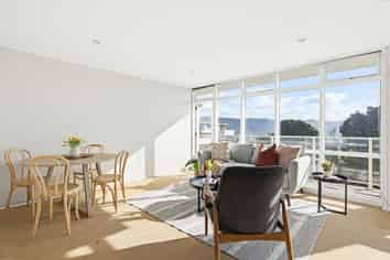 2B/19 Maida Vale Road, Roseneath