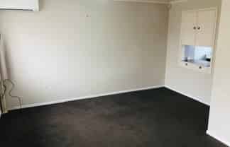 2/7a Moreland Road, Mount Albert