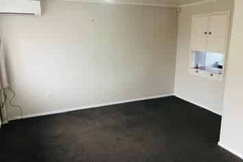 2/7a Moreland Road, Mount Albert