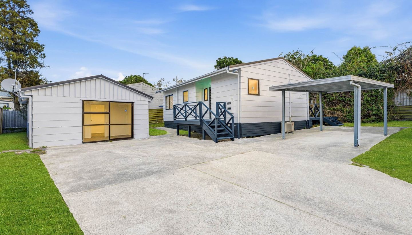 2/9 Maplesden Drive, Clendon Park, Manukau City, Auckland
