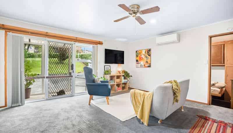 2/63 Fourth Avenue, Woodhill