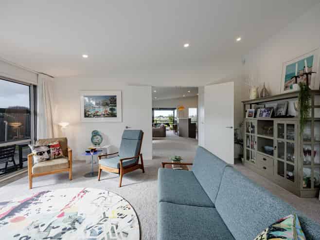 48 Merlot Drive, Greenmeadows