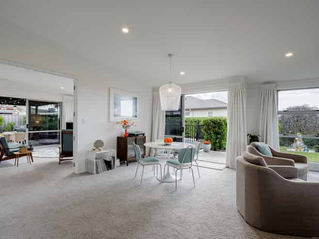 48 Merlot Drive, Greenmeadows