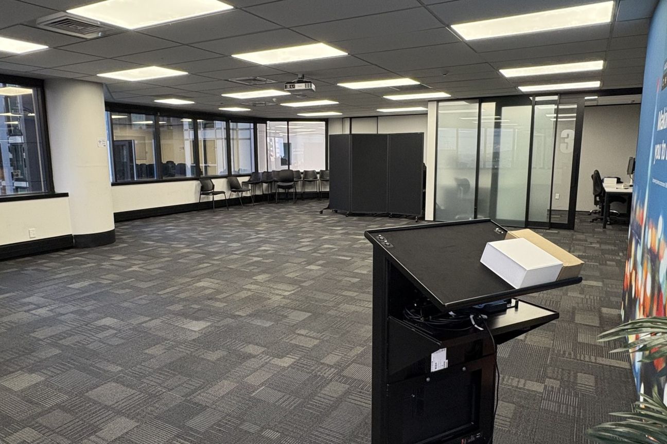Affordable Turnkey Fringe Office – pohled 2