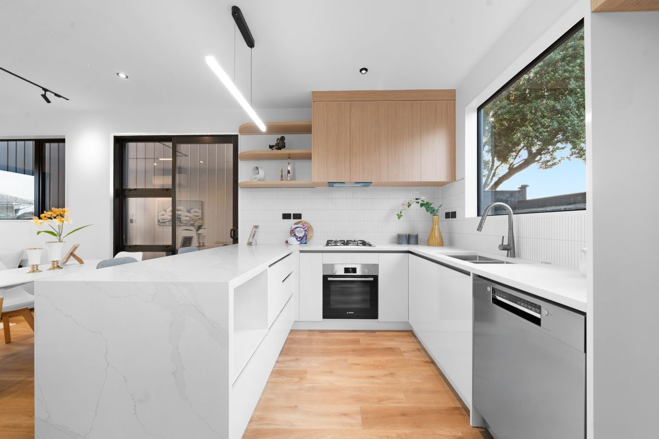 Brand new modern living in the heart of Manurewa - View 4
