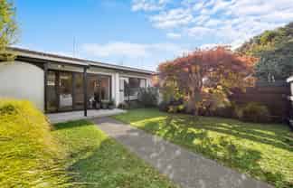2/14 Longford Street, Mount Wellington