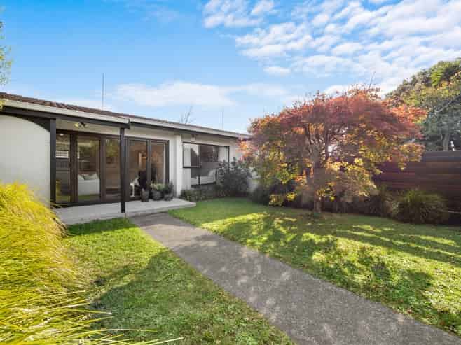 2/14 Longford Street, Mount Wellington