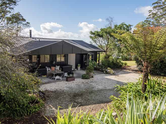 122 Going Road, Matarau