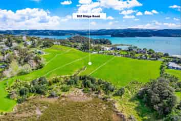 102 Ridge Road, Mahurangi East
