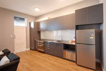 354 South Road, Caversham