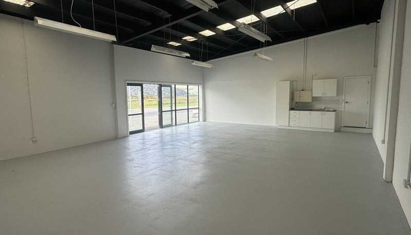  4/6 Edison Place, Bromley