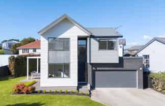 16 Radcliffe Street, Glen Innes