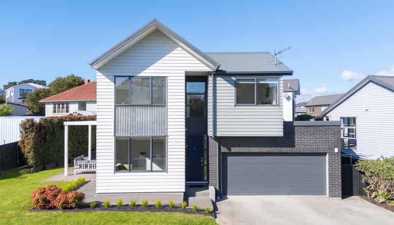 16 Radcliffe Street, Glen Innes