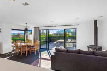 1/1132 Old West Coast Road, West Melton
