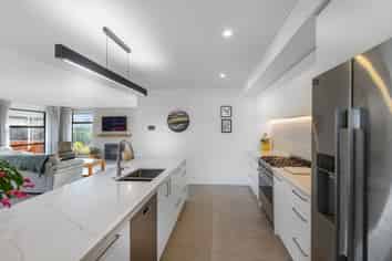12 Texel Crescent, West Melton