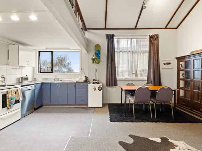 478 South Road, Calton Hill