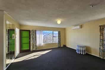 8/195 Waterloo Road, Waterloo