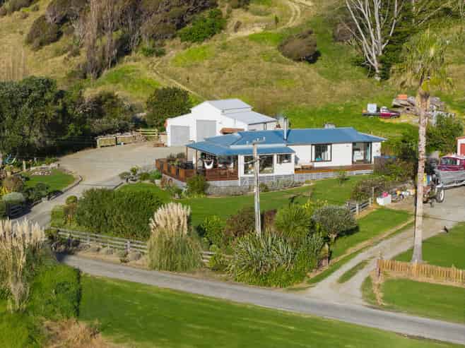 108 Waiotu Road, Tokomaru Bay