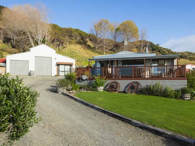 108 Waiotu Road, Tokomaru Bay