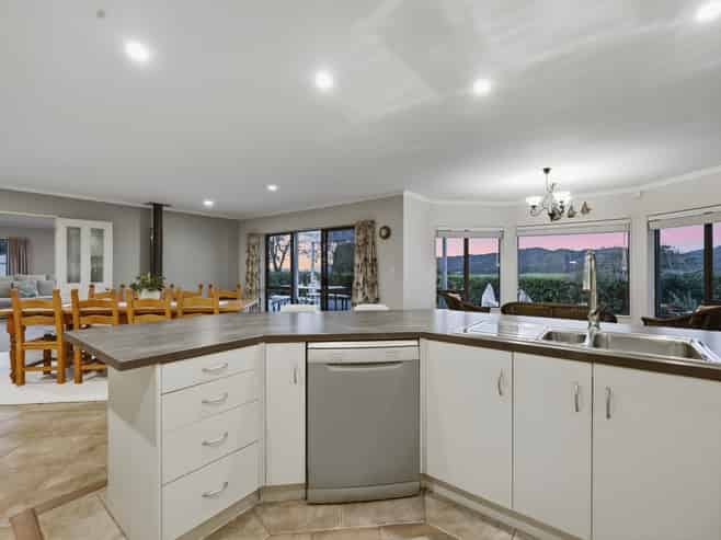 94 Sowerby Heights, Hunua
