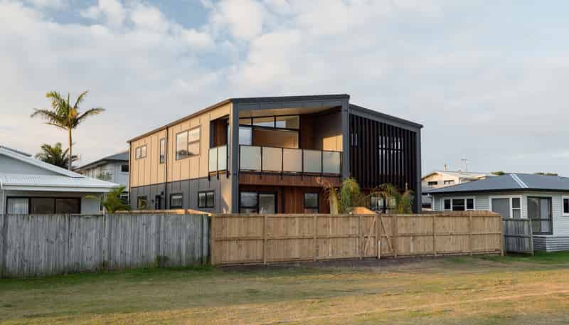 868C Papamoa Beach Road, Papamoa