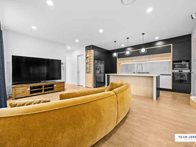 35 Rashni Road, Flat Bush