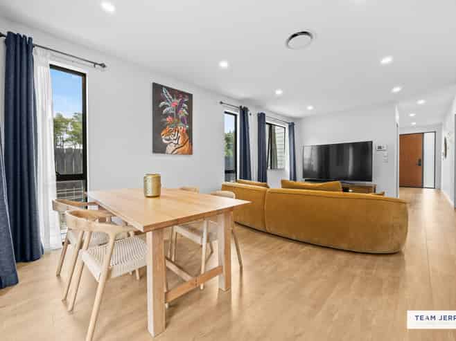 35 Rashni Road, Flat Bush