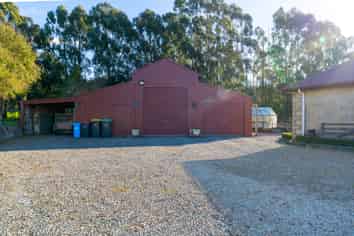 368 Fairview Road, Fairview