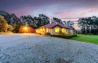 368 Fairview Road, Fairview