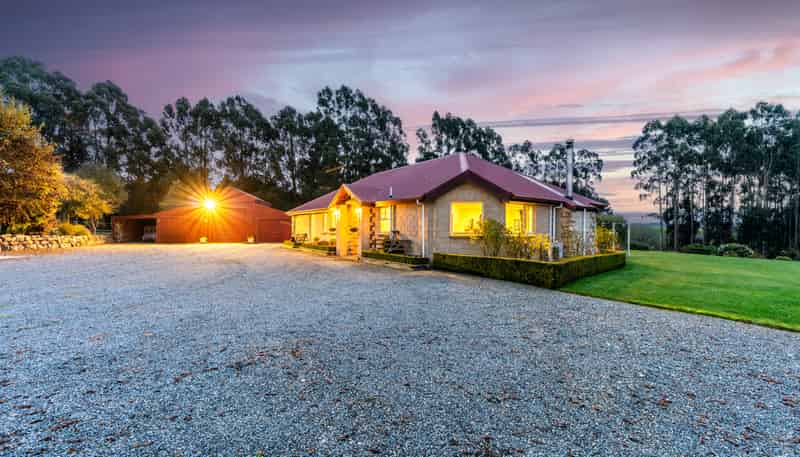 368 Fairview Road, Fairview