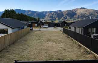 8 Gillespie Street, Lake Hawea