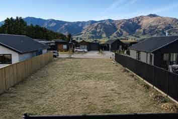 8 Gillespie Street, Lake Hawea