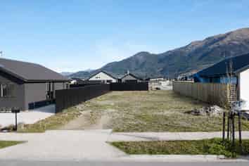 8 Gillespie Street, Lake Hawea